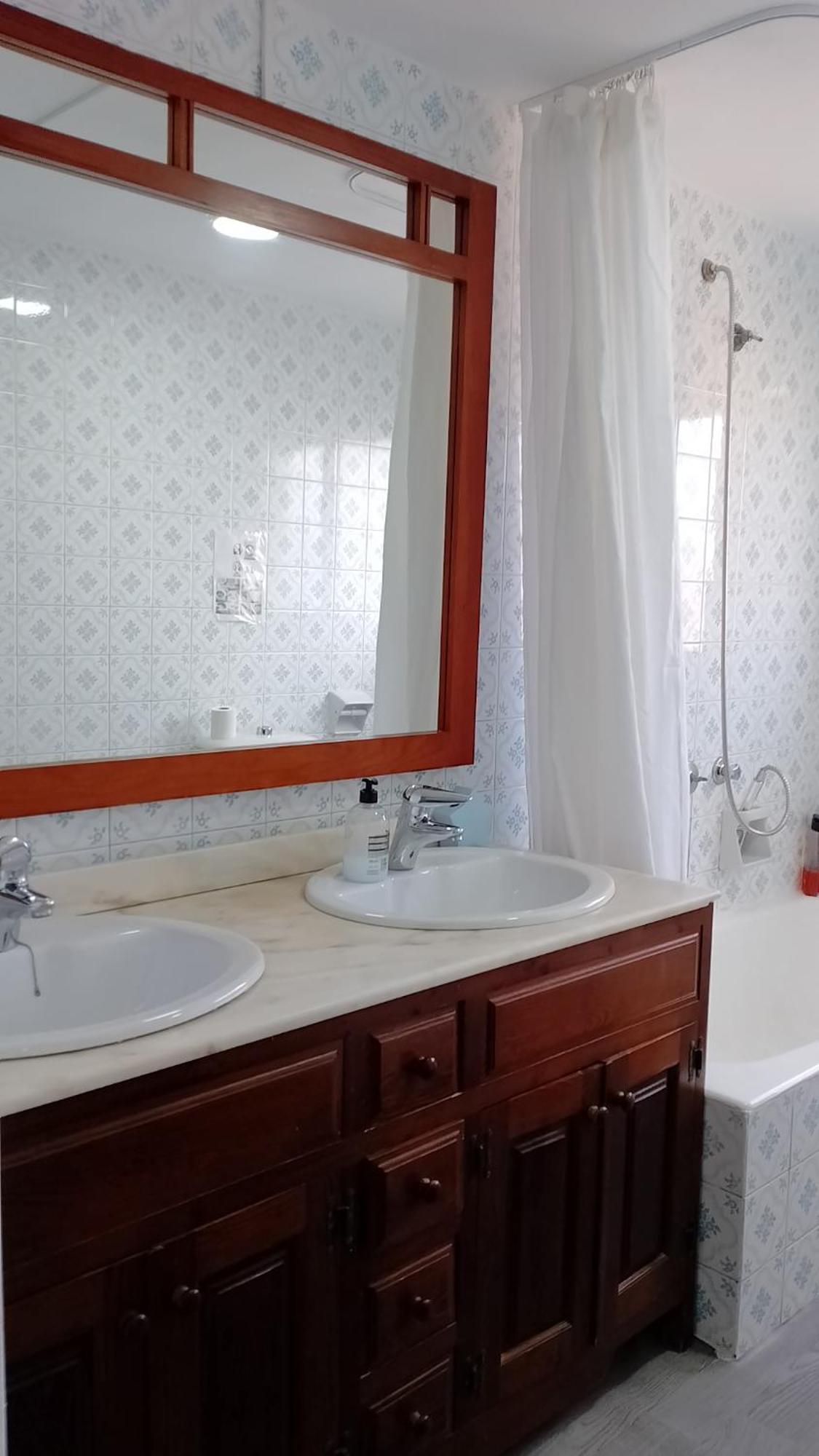 Habitacion Privada Centro Malaga Cerca Tren Maria Zambrano Y Playa Muy Buena Conexion Wifi 외부 사진